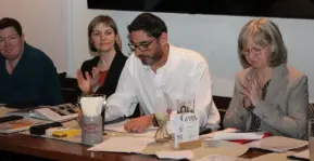 Roland Zugliani liest vor